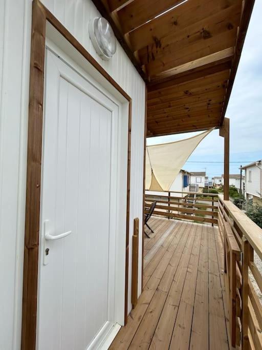 Maison Chalet 200 M De La Plage Climatisation Et Wifi Gruissan Esterno foto