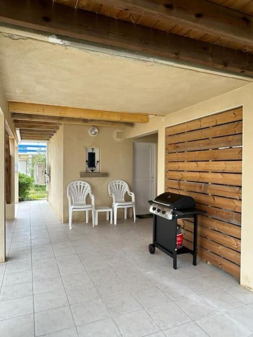 Maison Chalet 200 M De La Plage Climatisation Et Wifi Gruissan Esterno foto