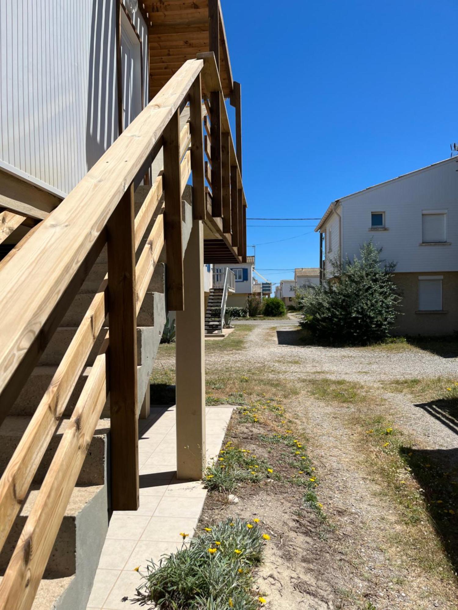 Maison Chalet 200 M De La Plage Climatisation Et Wifi Gruissan Esterno foto